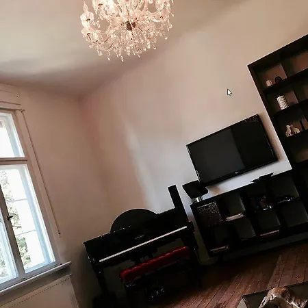 Schloss Apartamento *